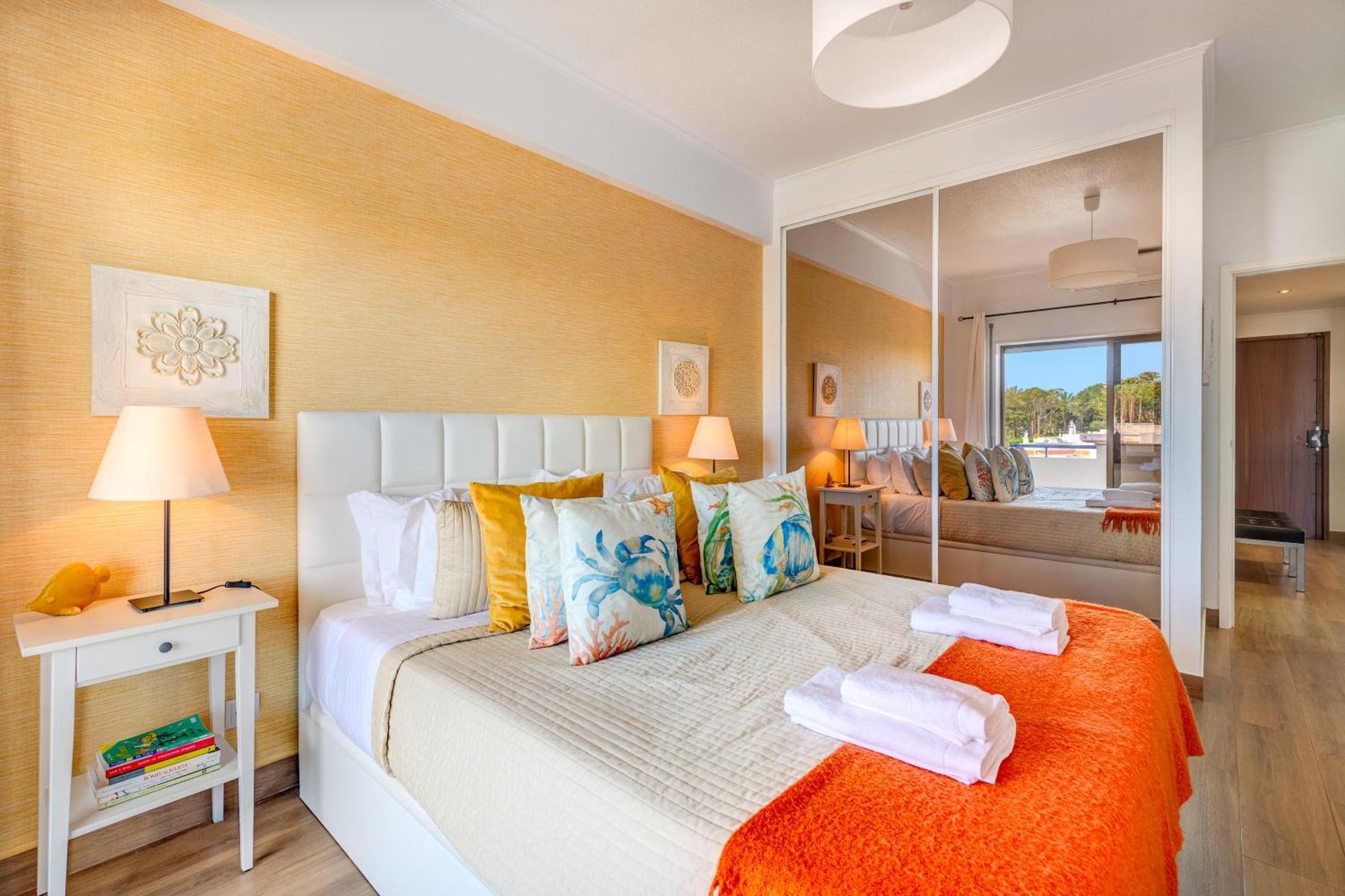 Apartamento Gomes -Free Airco, Wiffi & Swimming Pool- By Bedzy Porches  Eksteriør bilde
